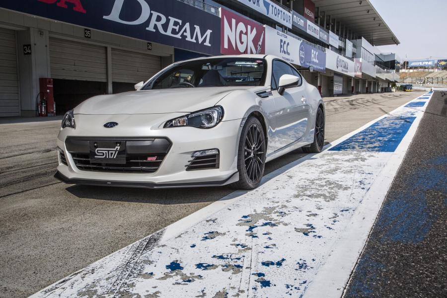  Subaru BRZ tS (ZC6) 2015 года  (JP) (фото 28 из 36)